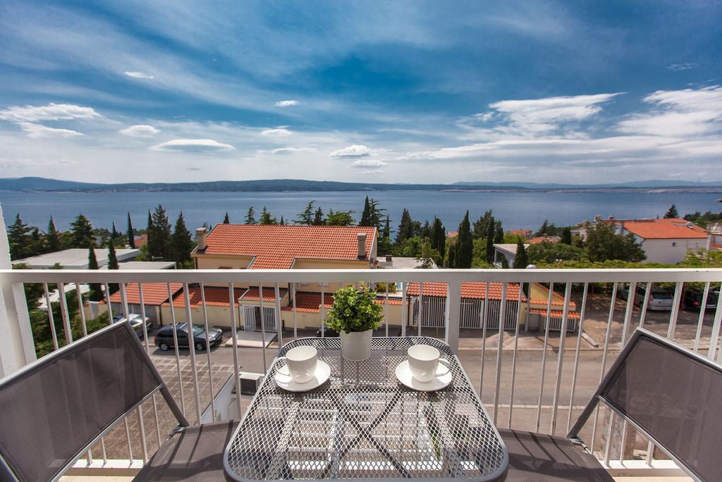 Apartments Casa Bianca Crikvenica Exterior photo