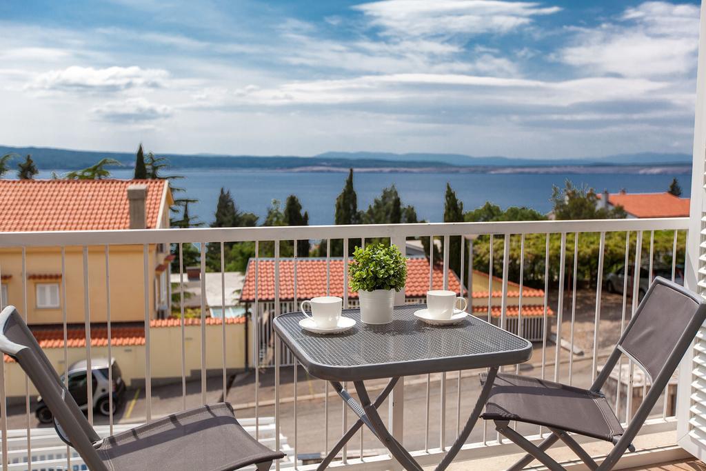Apartments Casa Bianca Crikvenica Exterior photo