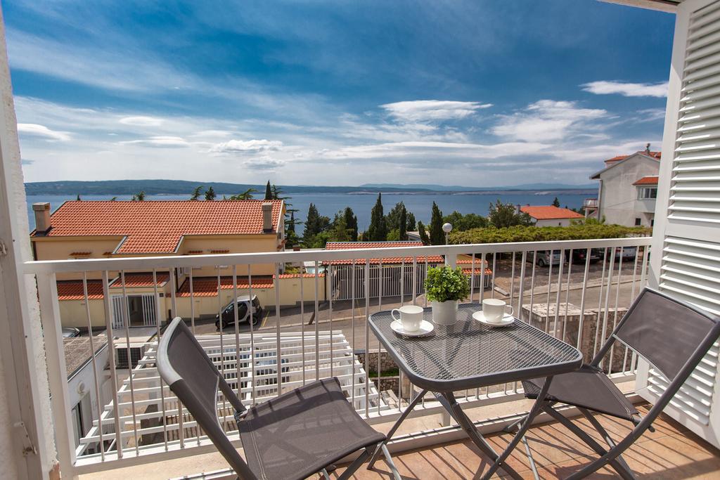 Apartments Casa Bianca Crikvenica Exterior photo