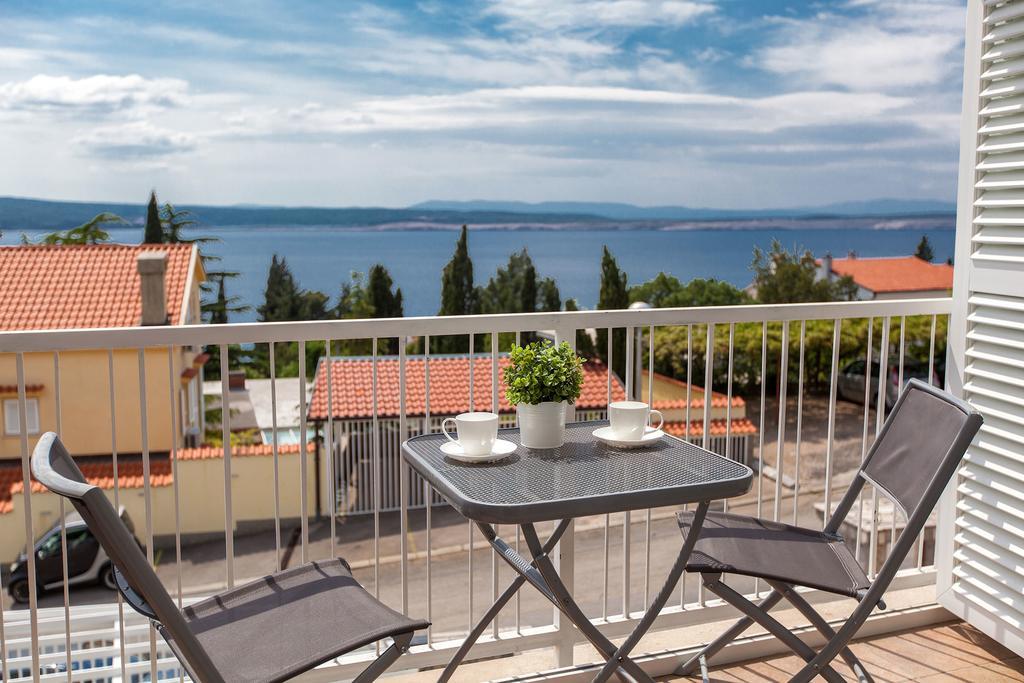 Apartments Casa Bianca Crikvenica Exterior photo