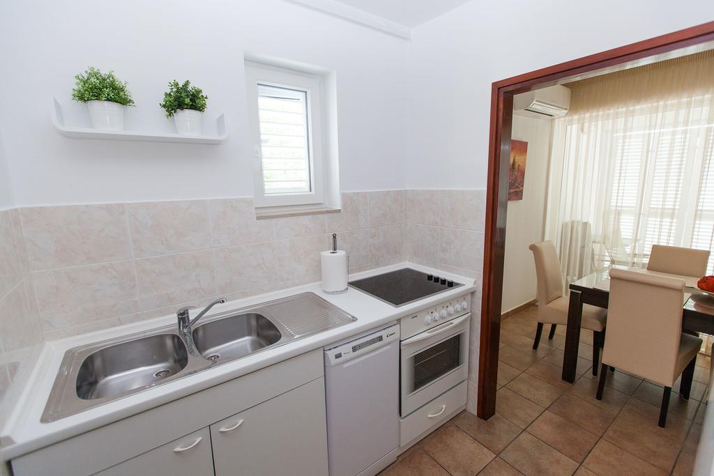 Apartments Casa Bianca Crikvenica Exterior photo