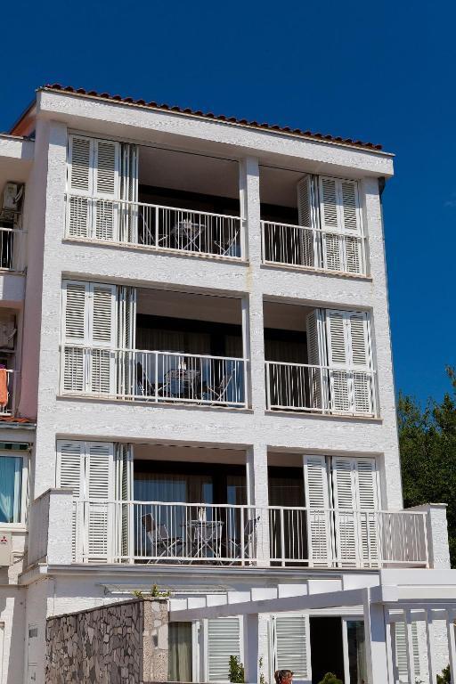 Apartments Casa Bianca Crikvenica Exterior photo