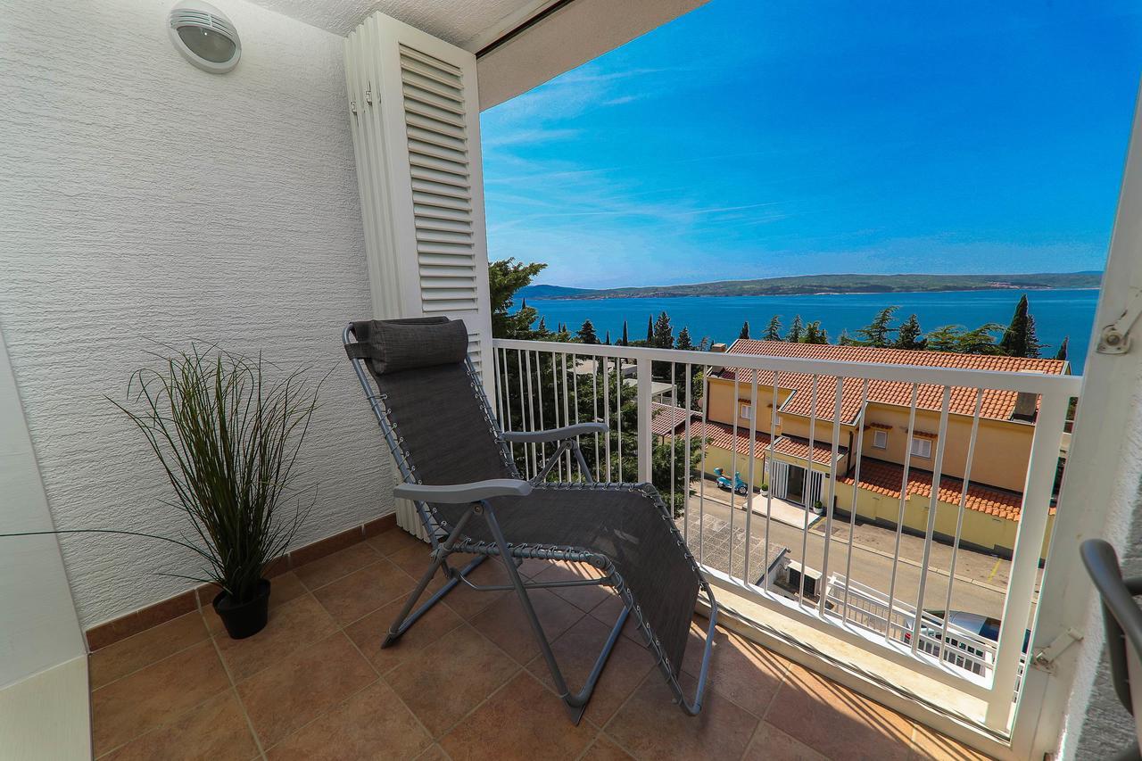 Apartments Casa Bianca Crikvenica Exterior photo