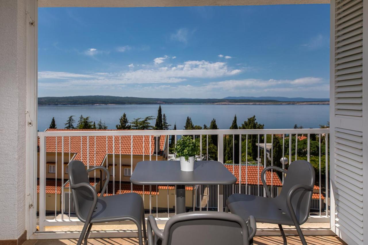 Apartments Casa Bianca Crikvenica Exterior photo